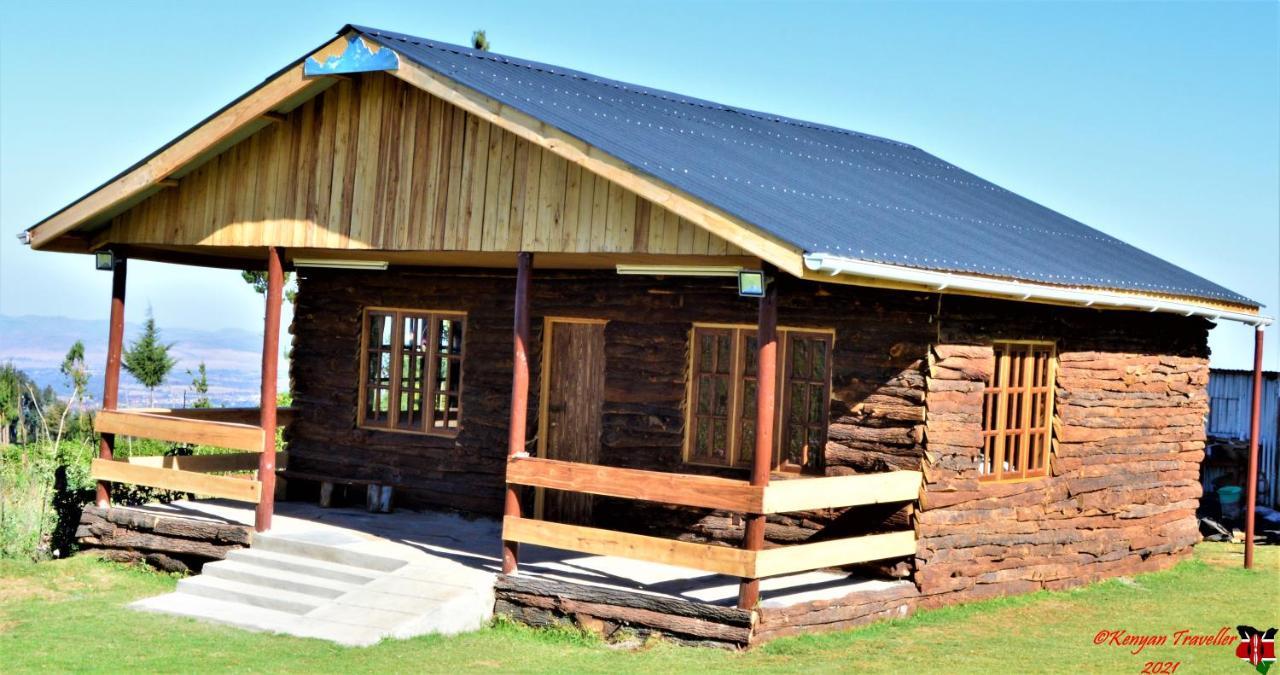 The Wonky House Apartment Timau Bagian luar foto