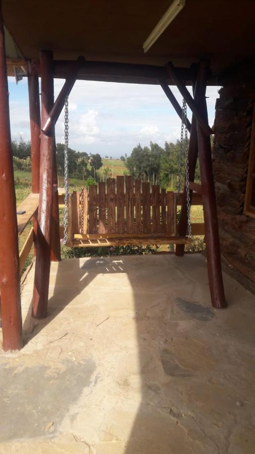 The Wonky House Apartment Timau Bagian luar foto